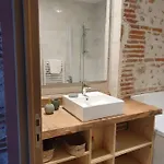Superbe Batisse De Caractere, Coeur De Holiday home