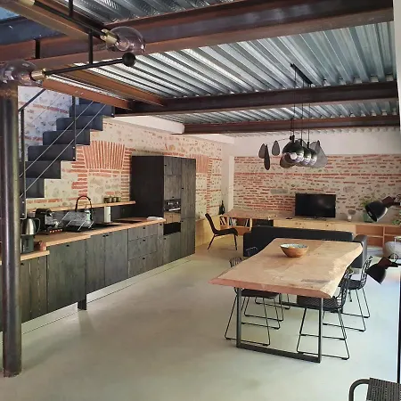 Holiday home Superbe Batisse De Caractere, Coeur De