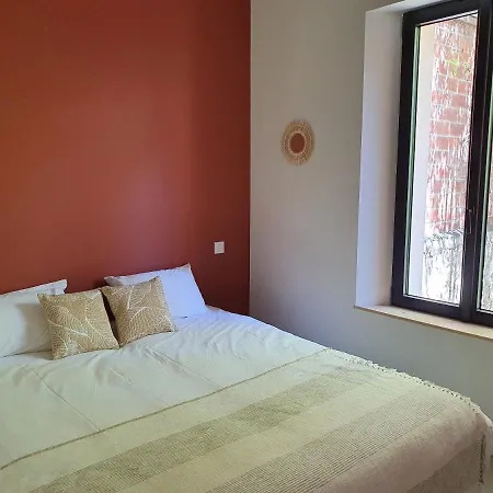 Superbe Batisse De Caractere, Coeur De