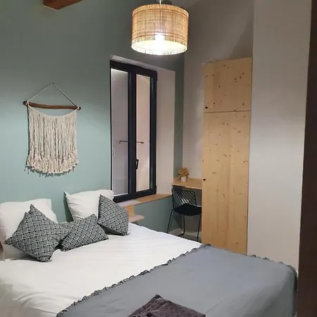 Superbe Batisse De Caractere, Coeur De Holiday home