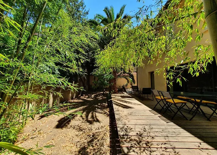 Superbe Batisse De Caractere, Coeur De