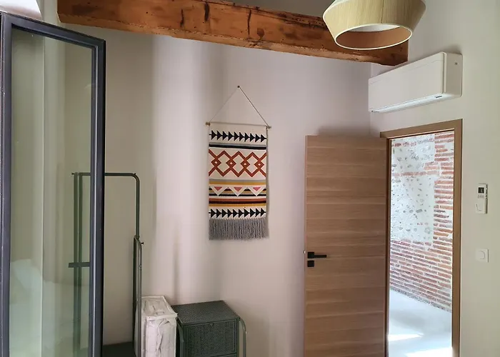 Superbe Batisse De Caractere, Coeur De Dom wakacyjny