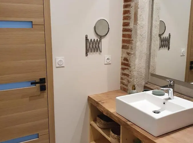 Superbe Batisse De Caractere, Coeur De