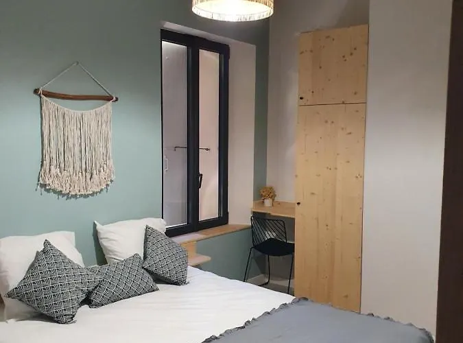 Superbe Batisse De Caractere, Coeur De Dom wakacyjny