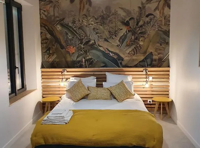 Superbe Batisse De Caractere, Coeur De Dom wakacyjny